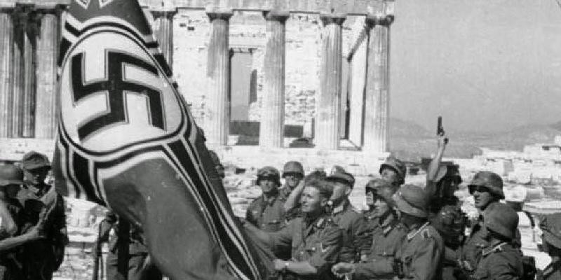 27 Απριλίου 1941: Οι Γερμανοί παρελαύνουν στην Αθήνα (βίντεο)